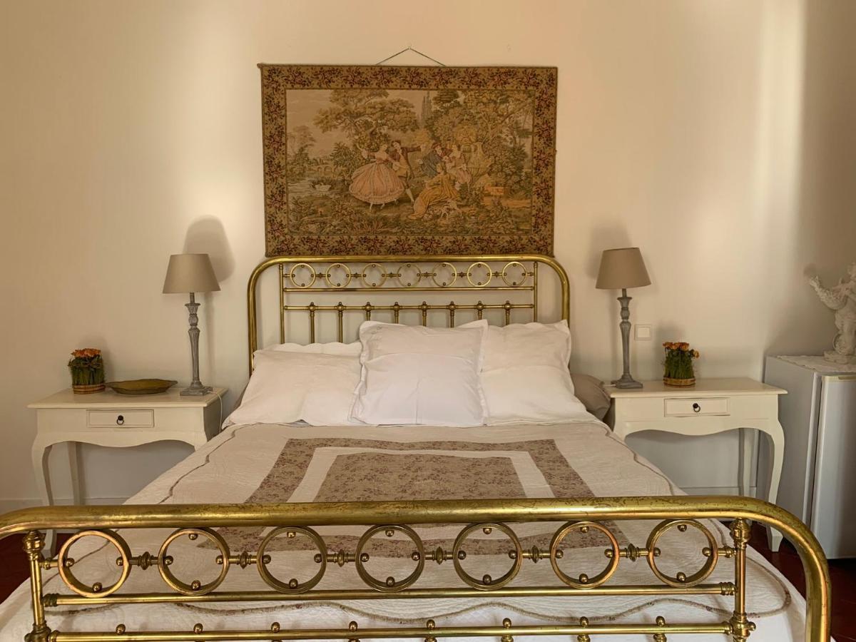 Le Moulin Du Carla Bed & Breakfast Лавор Екстериор снимка