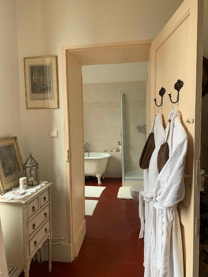 Le Moulin Du Carla Bed & Breakfast Лавор Екстериор снимка