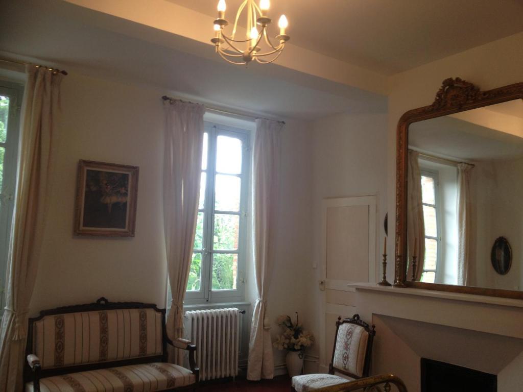 Le Moulin Du Carla Bed & Breakfast Лавор Стая снимка