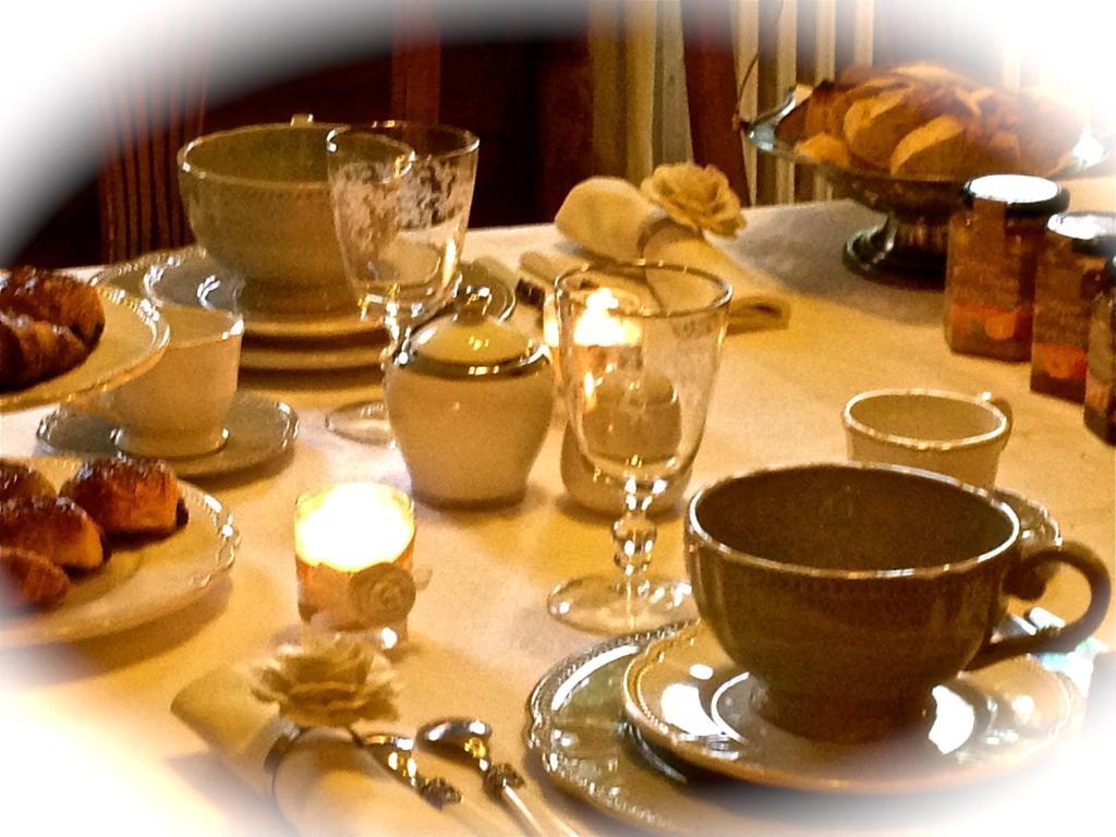 Le Moulin Du Carla Bed & Breakfast Лавор Екстериор снимка