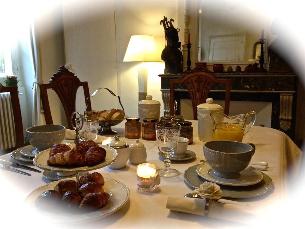 Le Moulin Du Carla Bed & Breakfast Лавор Екстериор снимка
