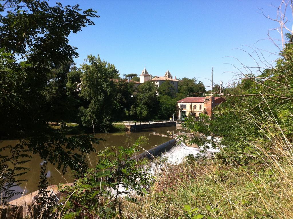 Le Moulin Du Carla Bed & Breakfast Лавор Екстериор снимка